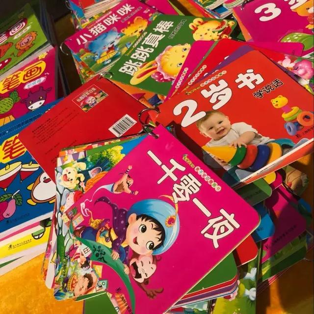 別錯(cuò)過(guò)孩子的閱讀關(guān)鍵期，看過(guò)的書，將在他們心里開出燦爛的花！