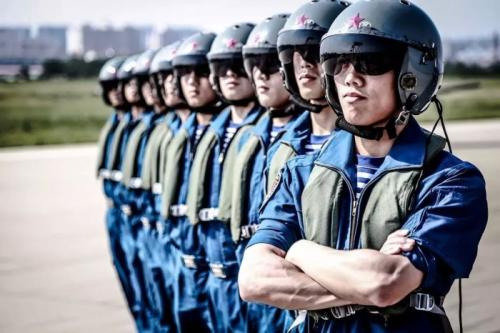 速看！2020年海軍招收飛行學(xué)員簡(jiǎn)章，小伙伴們趕快戳進(jìn)來(lái)！